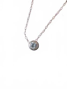 Delicate sterling .925 Necklace with Clear Round Pendant